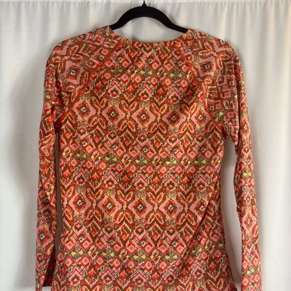 Garnet Hill  Crewneck Sun Shirt Vibrant Geometric Print swim Top Size: M - Picture 10 of 13